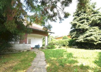 Foto 3 - Villa VIA SAN GAETANO
 
63, Casatenovo - photo 3