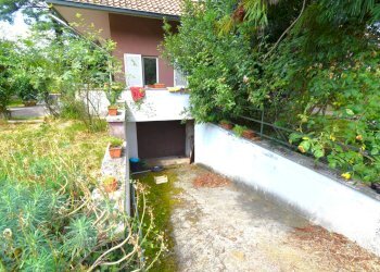 Foto 44 - Villa VIA SAN GAETANO
 
63, Casatenovo - photo 44