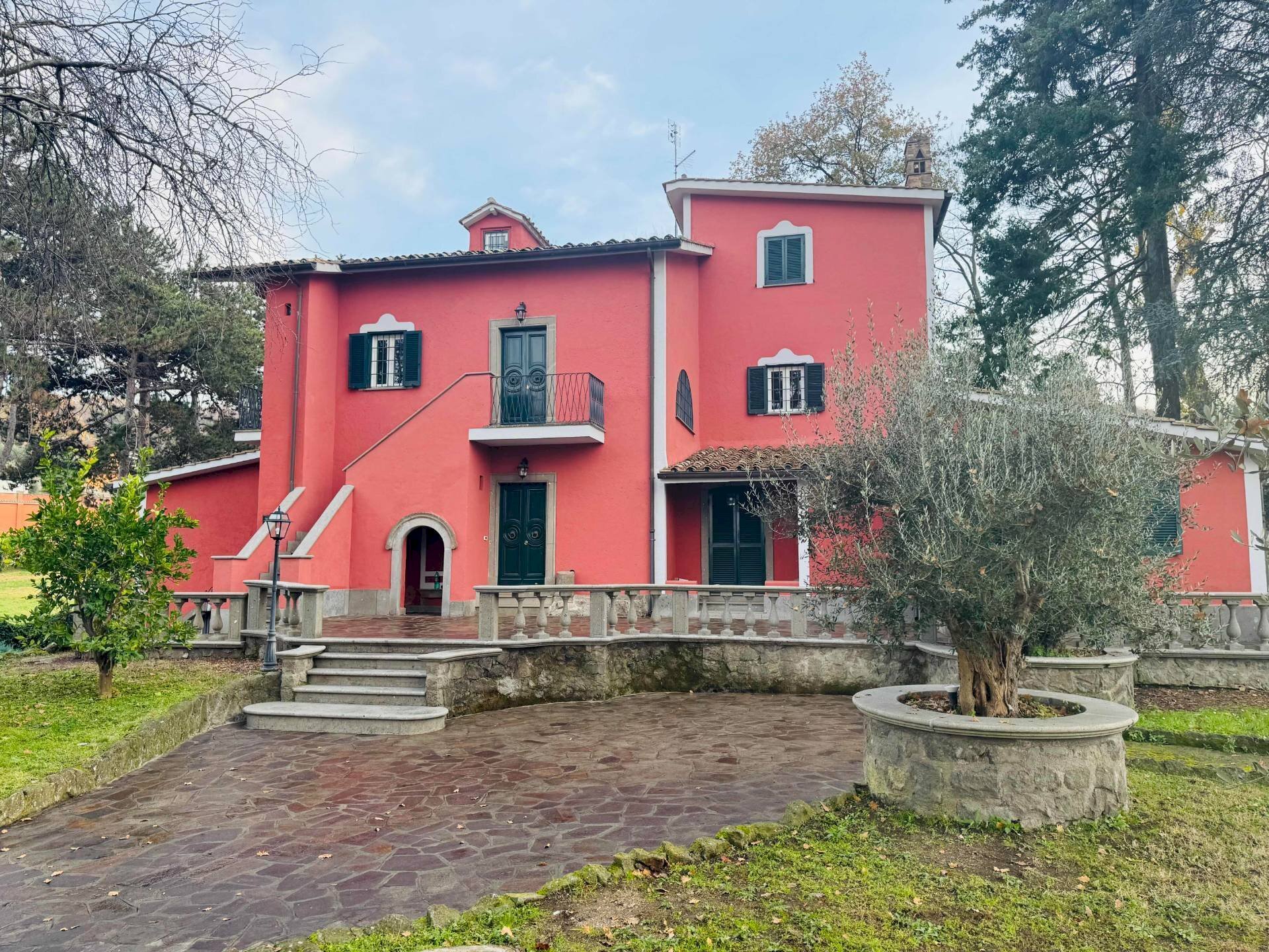 Foto 1 - Villa Via Spinabella
 
3, Marino - foto 1