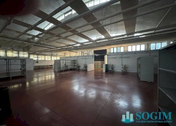 Foto 2 - Capannone Opera - foto 2