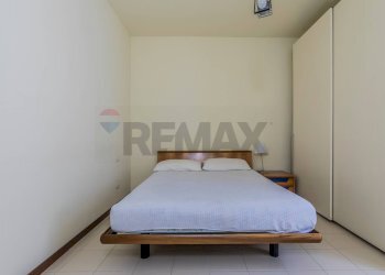 Camera / camera da letto - Bilocale Via Piero Della Francesca
 
2, Milano - foto 24