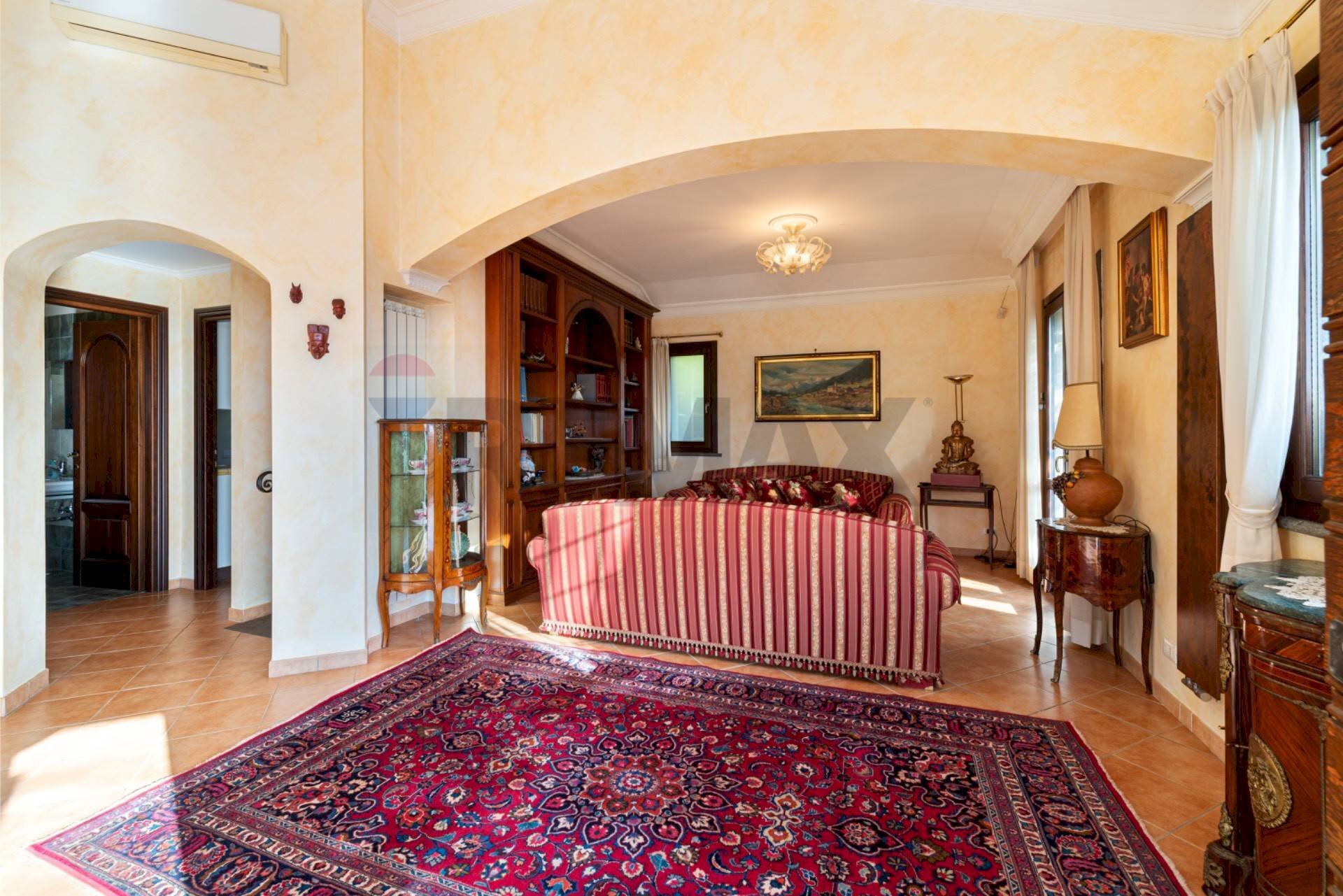 Soggiorno - Villa Via Monte Marino
 
11, Riano - foto 3