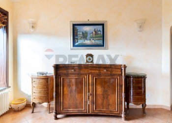 Soggiorno - Villa Via Monte Marino
 
11, Riano - photo 10