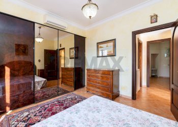 Camera / camera da letto - Villa Via Monte Marino
 
11, Riano - photo 15