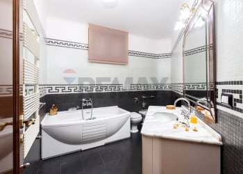 Bagno - Villa Via Monte Marino
 
11, Riano - photo 27