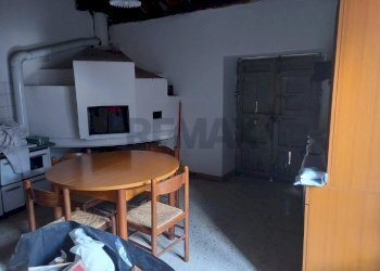 Sala da pranzo - Casa indipendente Via Libertà
 
62, Montalbano Elicona - foto 16