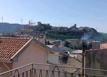 Balcone - Casa indipendente Via Libertà
 
62, Montalbano Elicona - foto 20