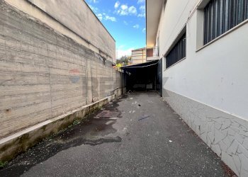 Terrazza - Locale Commerciale Str. S. Giovanni Galermo
63, Misterbianco - foto 8