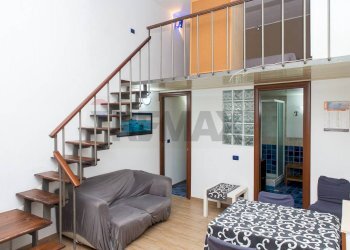 Scale - Trilocale VIA CARONDA
 
279, Catania - foto 19