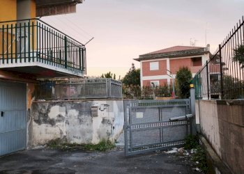 Casa all\'aperto - Casa semi indipendente Via Diana
 
140, Fiumefreddo di Sicilia - foto 7