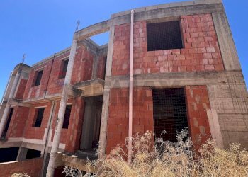 Edificio all\'aperto - Appartamento Via Giovanni Falcone
 
snc, Vittoria - foto 2