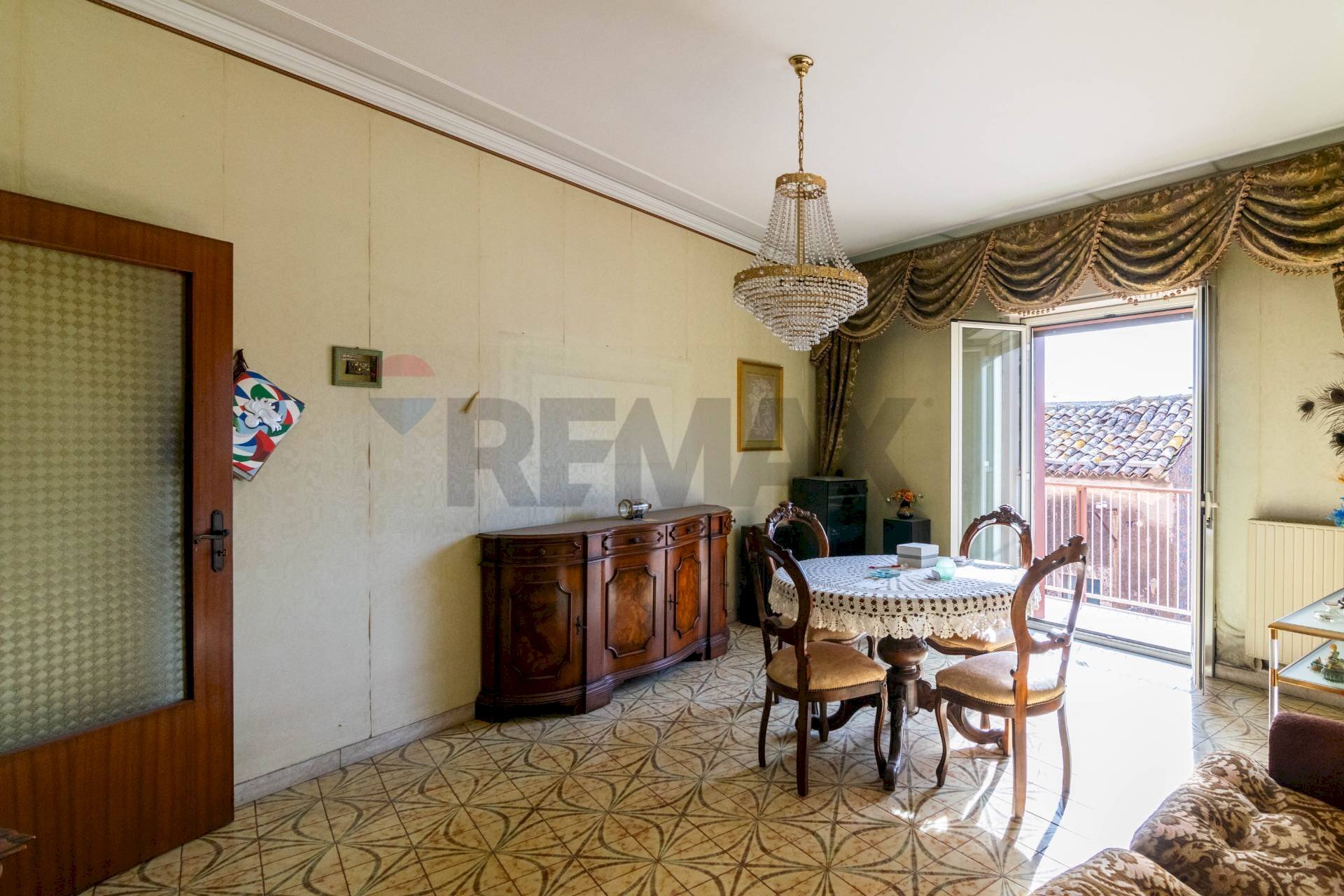 Sala da pranzo - Quadrilocale Via dei Vespri
 
96/E, Misterbianco - foto 3