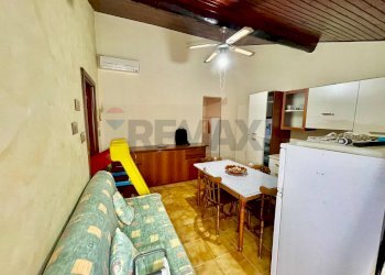 Sala da pranzo - Casa semi indipendente SS 114 Orientale Sicula
 
snc, Carlentini - foto 3