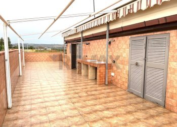 Terrazza - Casa semi indipendente SS 114 Orientale Sicula
 
snc, Carlentini - foto 21