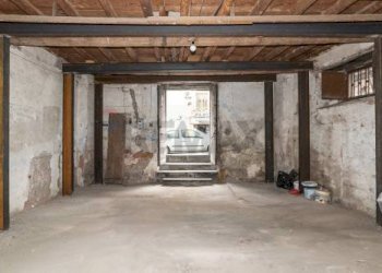 Parcheggio - Locale Commerciale Via Cristoforo Colombo
 
28, Catania - foto 18