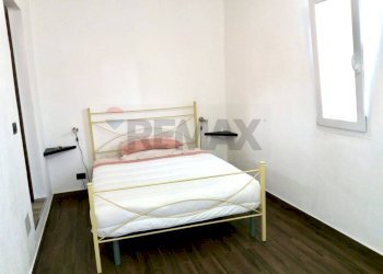 Camera / camera da letto - Casa indipendente Via Plebiscito
 
187, Catania - foto 19