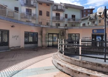 Edificio all\'aperto - Locale Commerciale Via Agnone
 
100, Lentini - foto 2