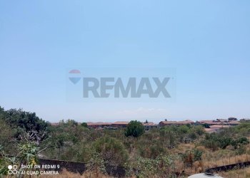 Edificio all\'aperto - Terreno edificabile Via grotta del signore
Sn, San Pietro Clarenza - foto 5