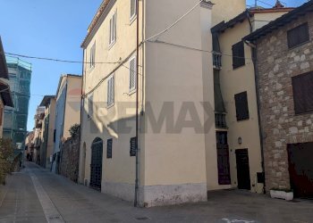 Edificio all\'aperto - Appartamento Via del Forte
 
46/48, Castiglione del Lago - foto 7