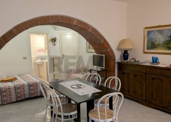 Sala da pranzo - Appartamento Via del Forte
 
46/48, Castiglione del Lago - foto 12