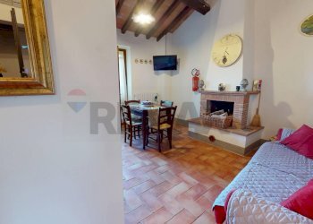 Sala da pranzo - Bilocale Strada Provinciale 421
 
18, Collazzone - foto 8