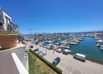 Vista dell\'acqua - Trilocale ANTONIO ONGARO
 
5, Nettuno - foto 3