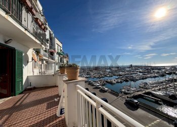 Balcone - Trilocale ANTONIO ONGARO
 
5, Nettuno - foto 4