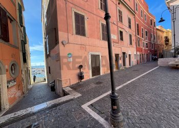 Edificio all\'aperto - Trilocale ANTONIO ONGARO
 
5, Nettuno - foto 5