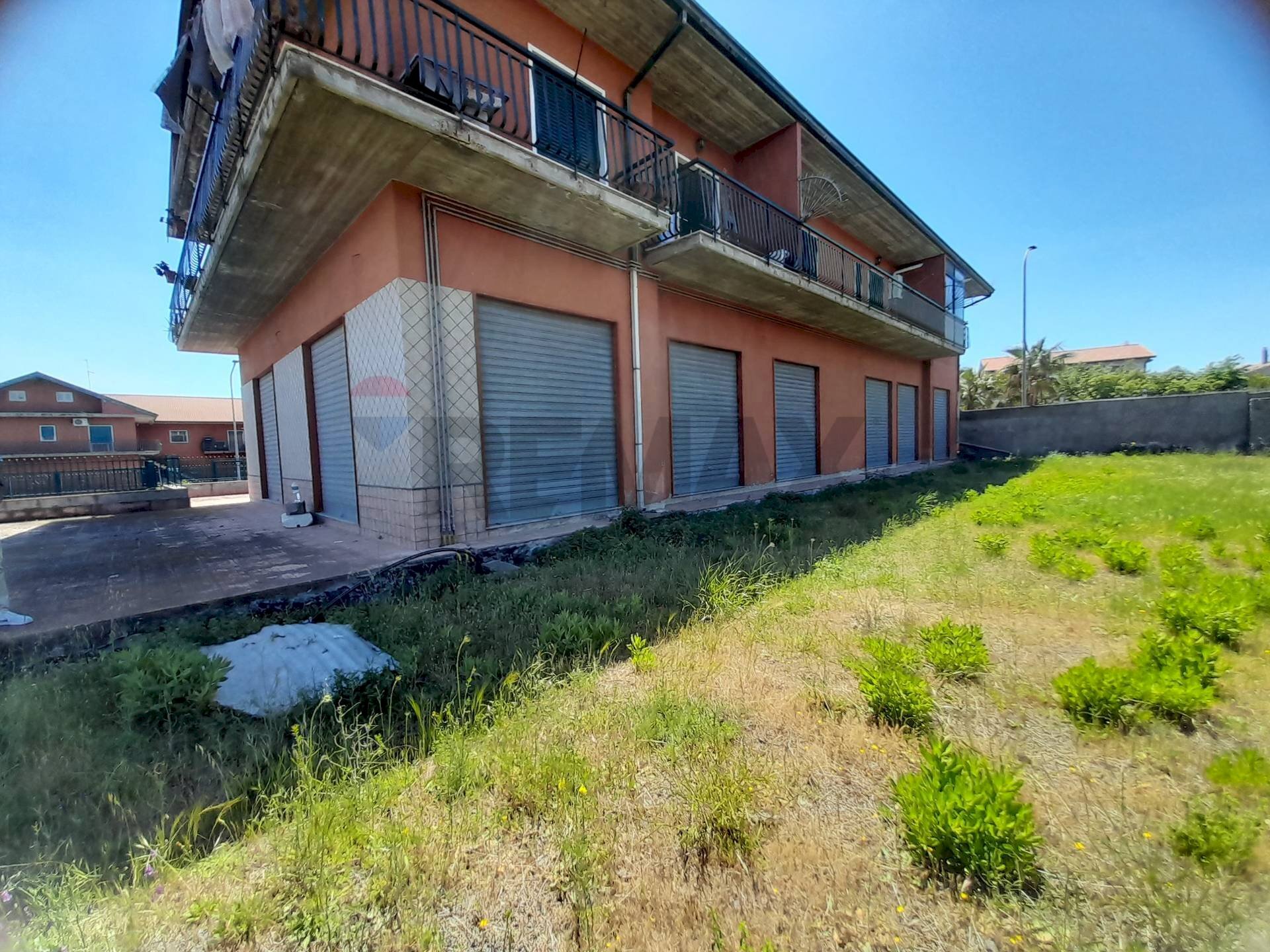 Edificio all\'aperto - Locale Commerciale via Palermo, San Pietro Clarenza - foto 2