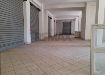 Terrazza - Commercial Premises via Palermo, San Pietro Clarenza - photo 4