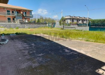 Edificio all\'aperto - Commercial Premises via Palermo, San Pietro Clarenza - photo 11