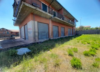 Edificio all\'aperto - Commercial Premises via Palermo, San Pietro Clarenza - photo 26
