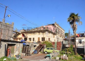 Casa all\'aperto - Locale Commerciale Via Fago
17, Santa Venerina - foto 11