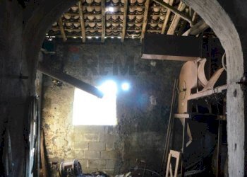 Stanza vuota - Locale Commerciale Via Fago
17, Santa Venerina - foto 13