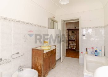 Bagno - Appartamento Via Roma
 
467, Enna - foto 13
