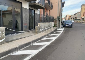 Edificio all\'aperto - Locale Commerciale VIA:ROMA, Camporotondo Etneo - foto 16