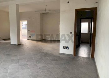 Stanza vuota - Locale Commerciale VIA:ROMA, Camporotondo Etneo - foto 33