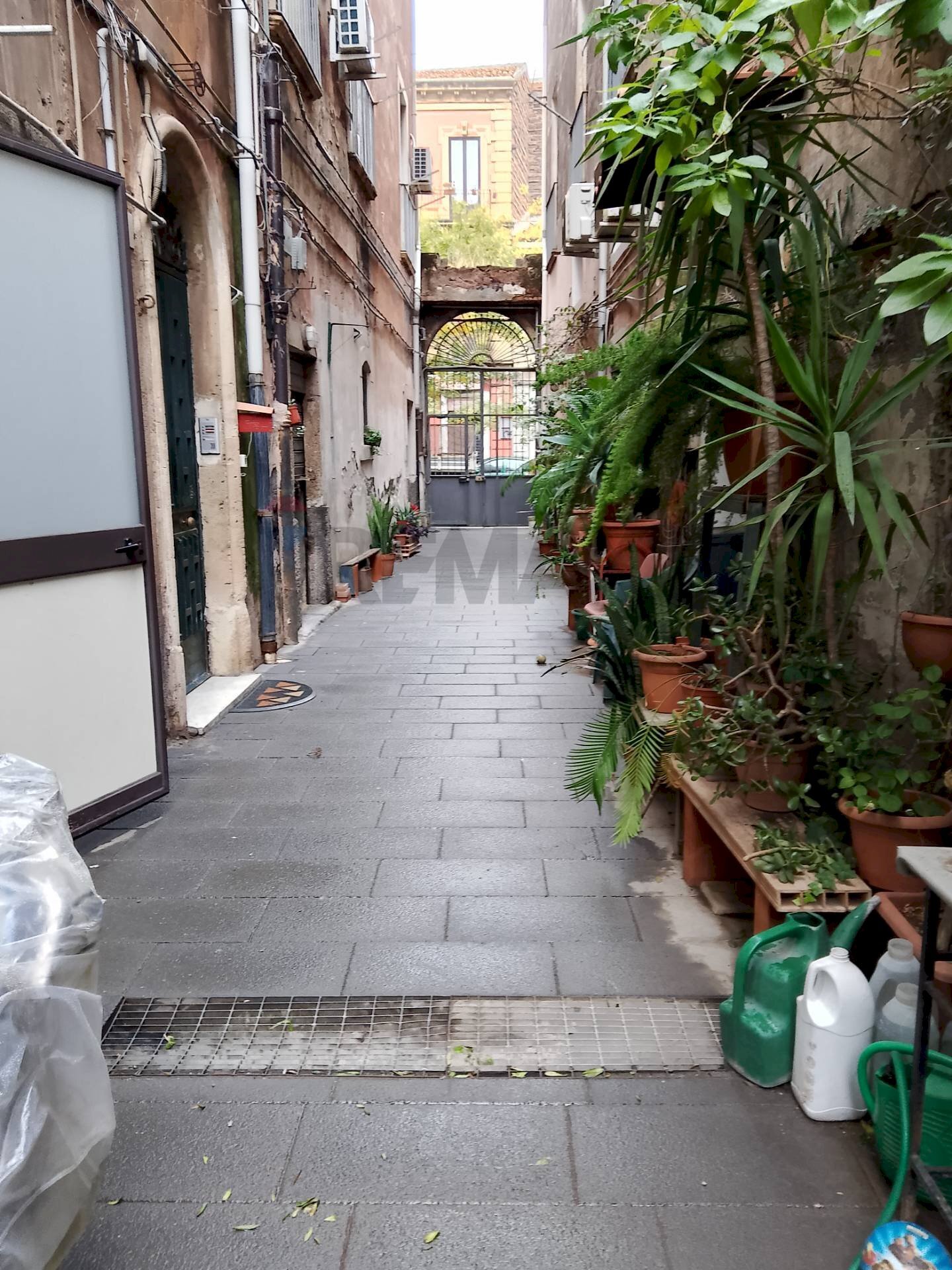 Edificio all\'aperto - Hotel via plebiscito
 
527, Catania - foto 1