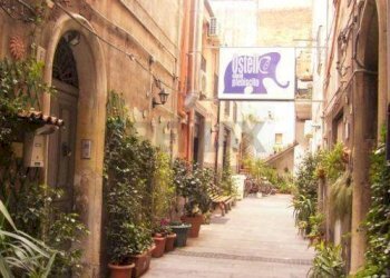 Edificio all\'aperto - Hotel via plebiscito
 
527, Catania - foto 23