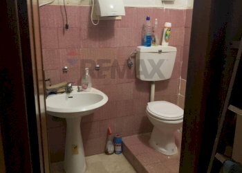 Bagno - Locale Commerciale Via Dei Mille
 
11d/11e, Caltanissetta - foto 9