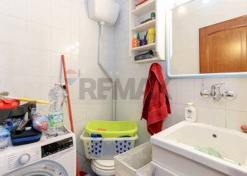 Bagno - Quadrilocale Via Alcide De Gasperi
 
17, Sant'Agata Li Battiati - foto 16