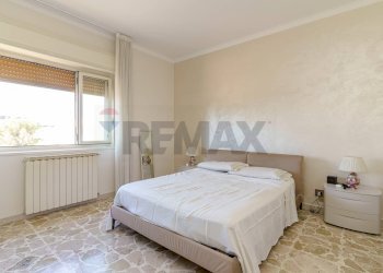 Camera / camera da letto - Quadrilocale Via Alcide De Gasperi
 
17, Sant'Agata Li Battiati - foto 22