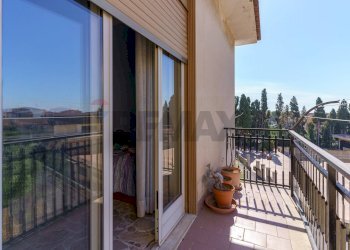 Balcone - Quadrilocale Via Alcide De Gasperi
 
17, Sant'Agata Li Battiati - foto 32