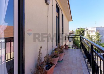 Balcone - Quadrilocale Via Alcide De Gasperi
 
17, Sant'Agata Li Battiati - foto 35