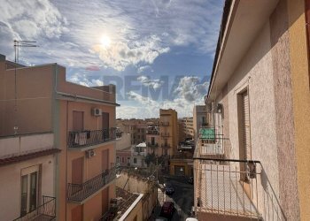 Edificio all\'aperto - Appartamento VIA X OTTOBRE
 
75, Augusta - foto 4