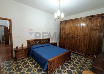 Camera / camera da letto - Quadrilocale Corso Madonna della Libera
 
50, Rodi Garganico - foto 13