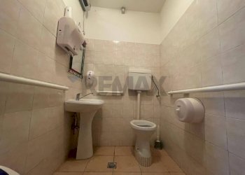 Bagno - Locale Commerciale s.s.260km 200-Loc Cermone, Pizzoli - foto 24