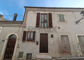 Casa all\'aperto - Casa semi indipendente Via Agostino Baiocco
 
7, San Valentino in Abruzzo Citeriore - foto 1
