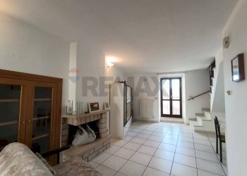 Soggiorno - Casa semi indipendente Via Agostino Baiocco
 
7, San Valentino in Abruzzo Citeriore - foto 4
