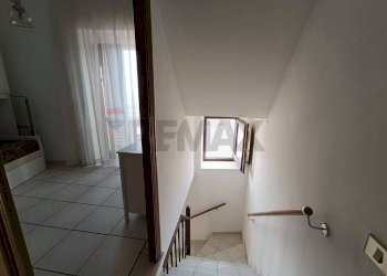 Scale - Casa semi indipendente Via Agostino Baiocco
 
7, San Valentino in Abruzzo Citeriore - foto 12